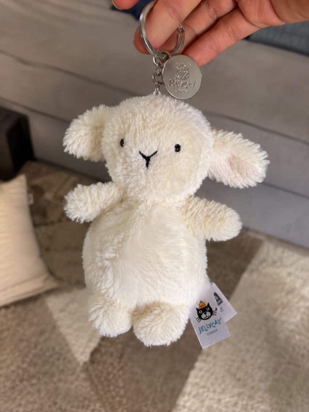 NWT Jellycat Little Lamb Bag Charm Plush Sheep Keychain Clip New - Picture 2 of 5